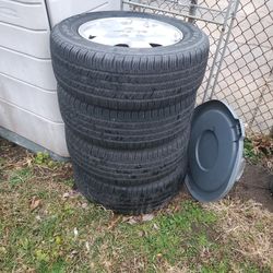 225/60R16 Good Yeaer For Sale 