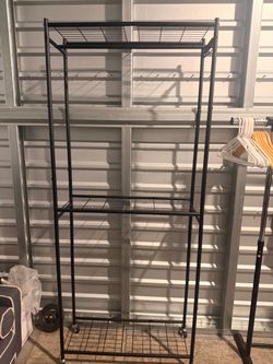 Clothes rack