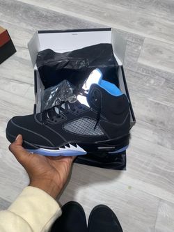 Jordan 5 Retro Black University Blue
