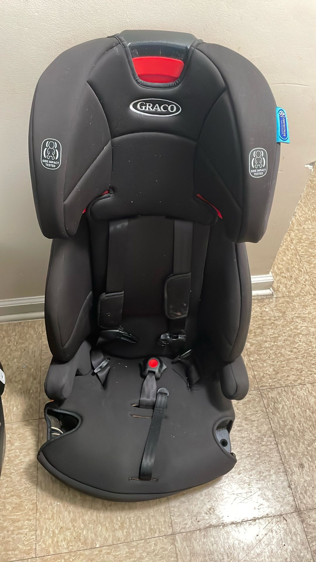 GRACO TRANZITIONS 3 IN 1 CAR SEAT