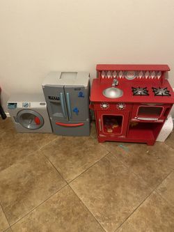 Play Kitchen 