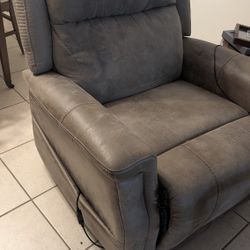 Power Stand Up Recliner