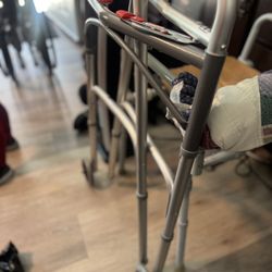 Wheelchair And Walkers 