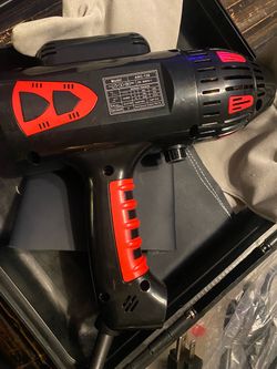 Handheld lightweight welder