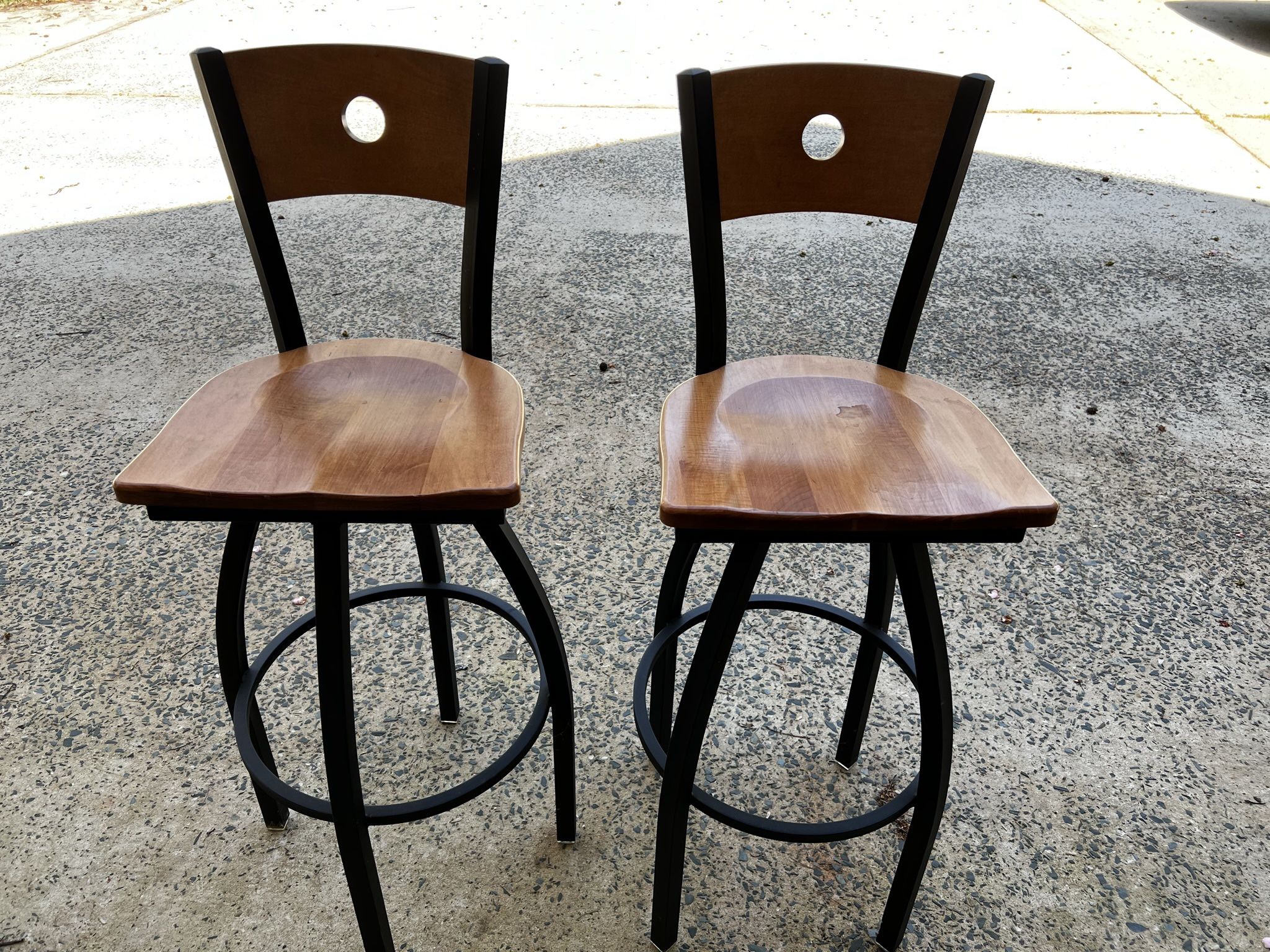 Nice Wooden Bar Stool Chairs