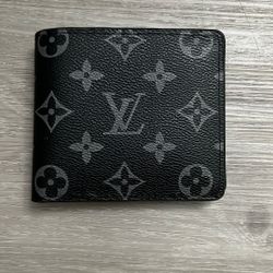 Louis Vuitton Men’s Wallet 