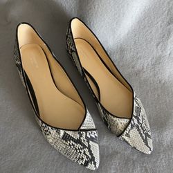 Liz Claiborne Flats