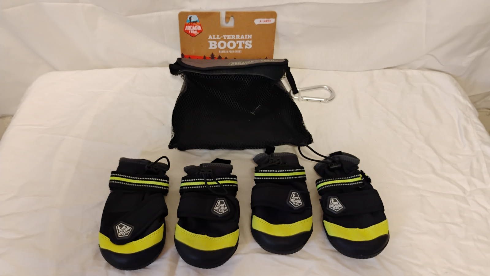 Pet shoes