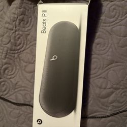 Beats Pill