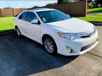 Nice Toyota Camry XLE