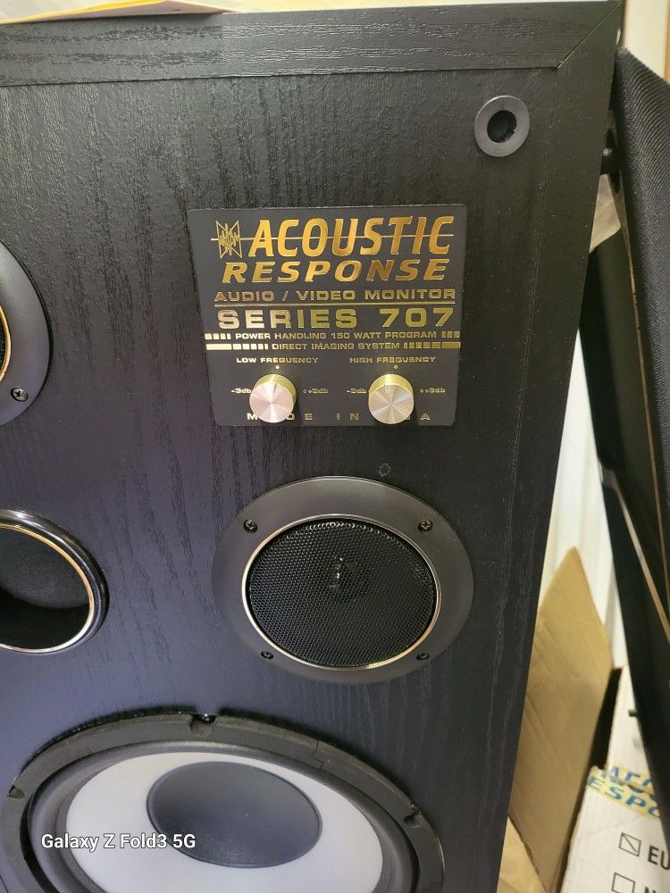 Acoustic Response Series 707