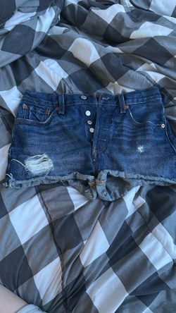 Levi Shorts