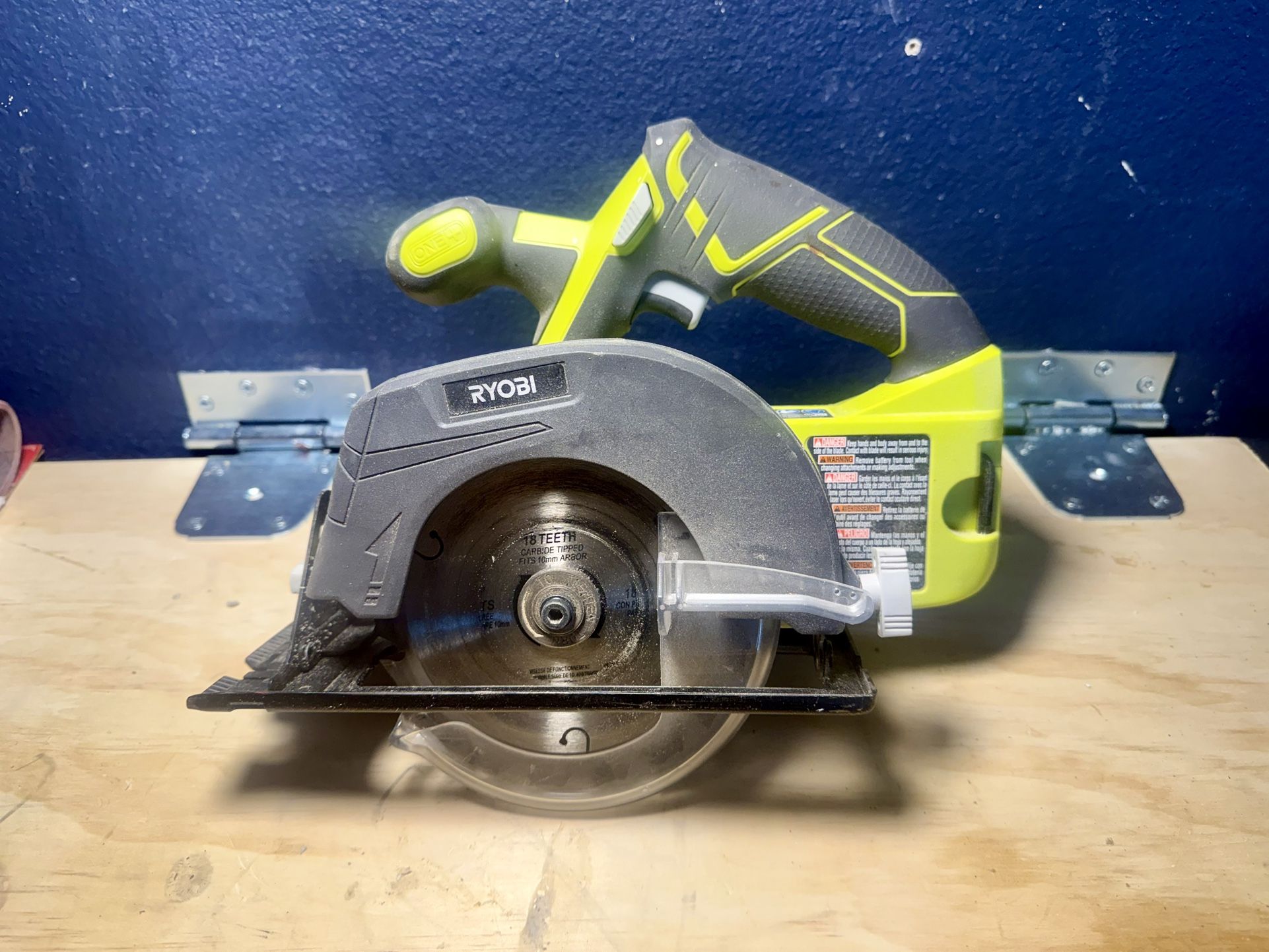 Ryobi Cordless 5 ½ Inch Circular Saw - Tool Only 