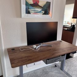 Free  Desk - Electric adjustable Standing 