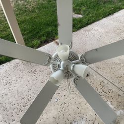 Hampton Bay 52 Inch Ceiling Fan With