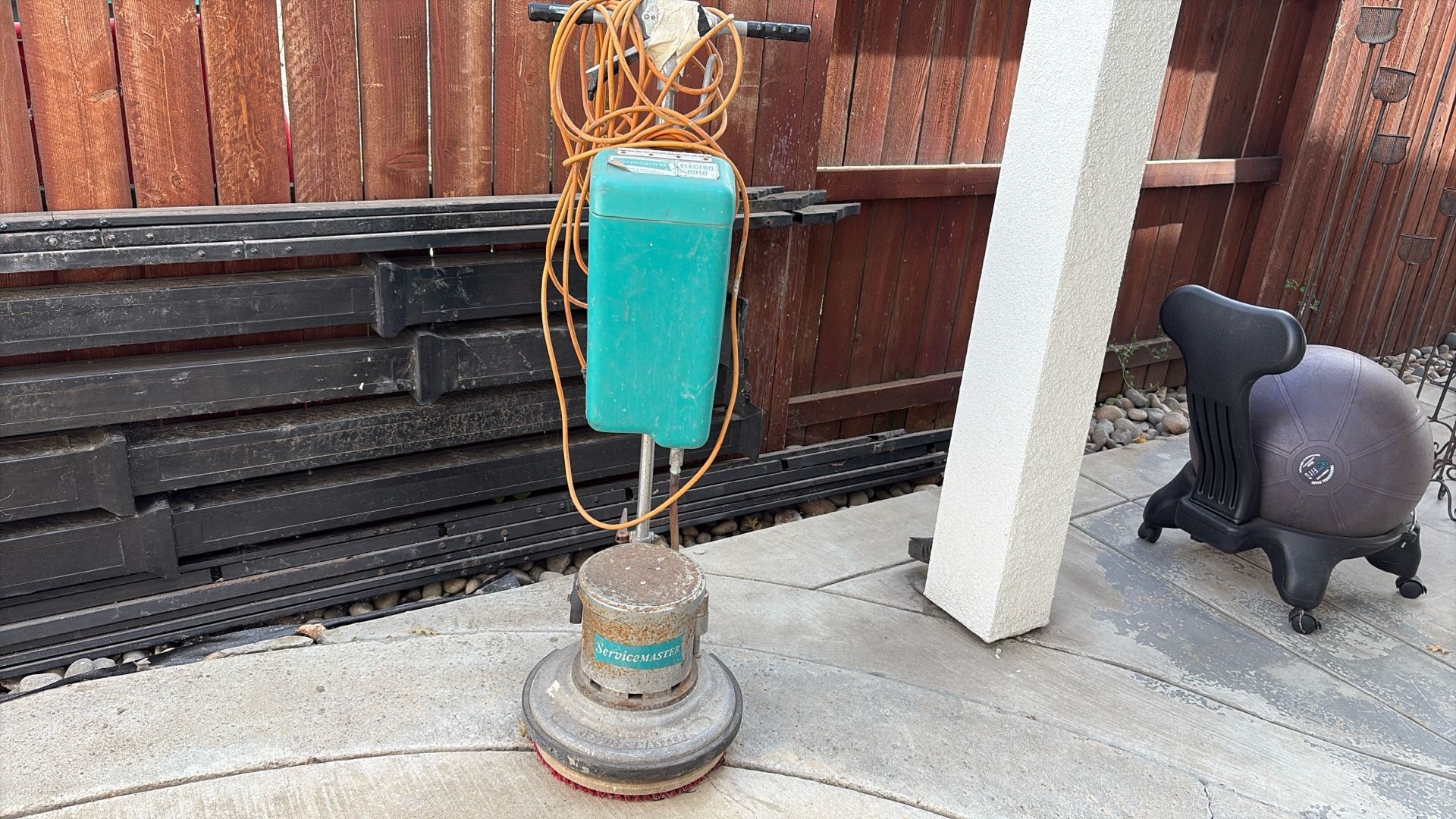 Floor buffer Scrubber