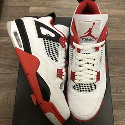 Jordan 4 Fire Red Size 12