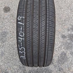 (1) 235/40/19  GOOD YEAR EAGLE TOURING  90% LIFE