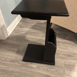 Magazine Table