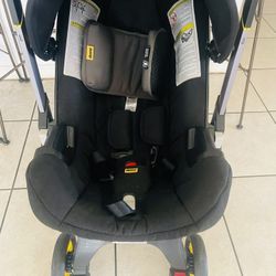 Doona Stroller/car seat 