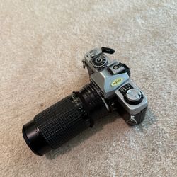 Minolta XG7 200M lens 