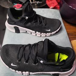 Nike Free Metcon Size9