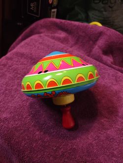 Vintage toy spinner from 50s 60s