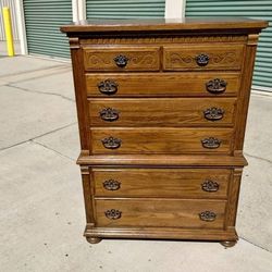Vintage Ethan Allen 7 Drawer Tall Chest - NICE!
