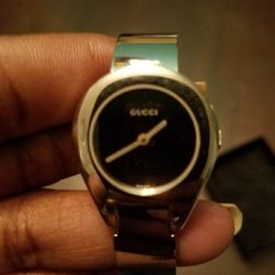 Authentic Gucci Watch..gently used needs a battery cost over $2,000 asking $175