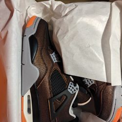 Jordan 4 Starfish Size 7.5m/9w