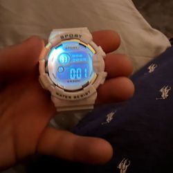 4 sports watch’s they all work