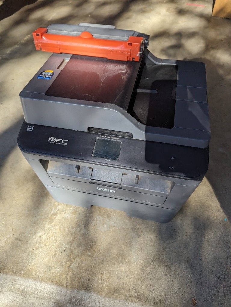 Brother printer MFC-L2740DW With Unused Inkcatridge 