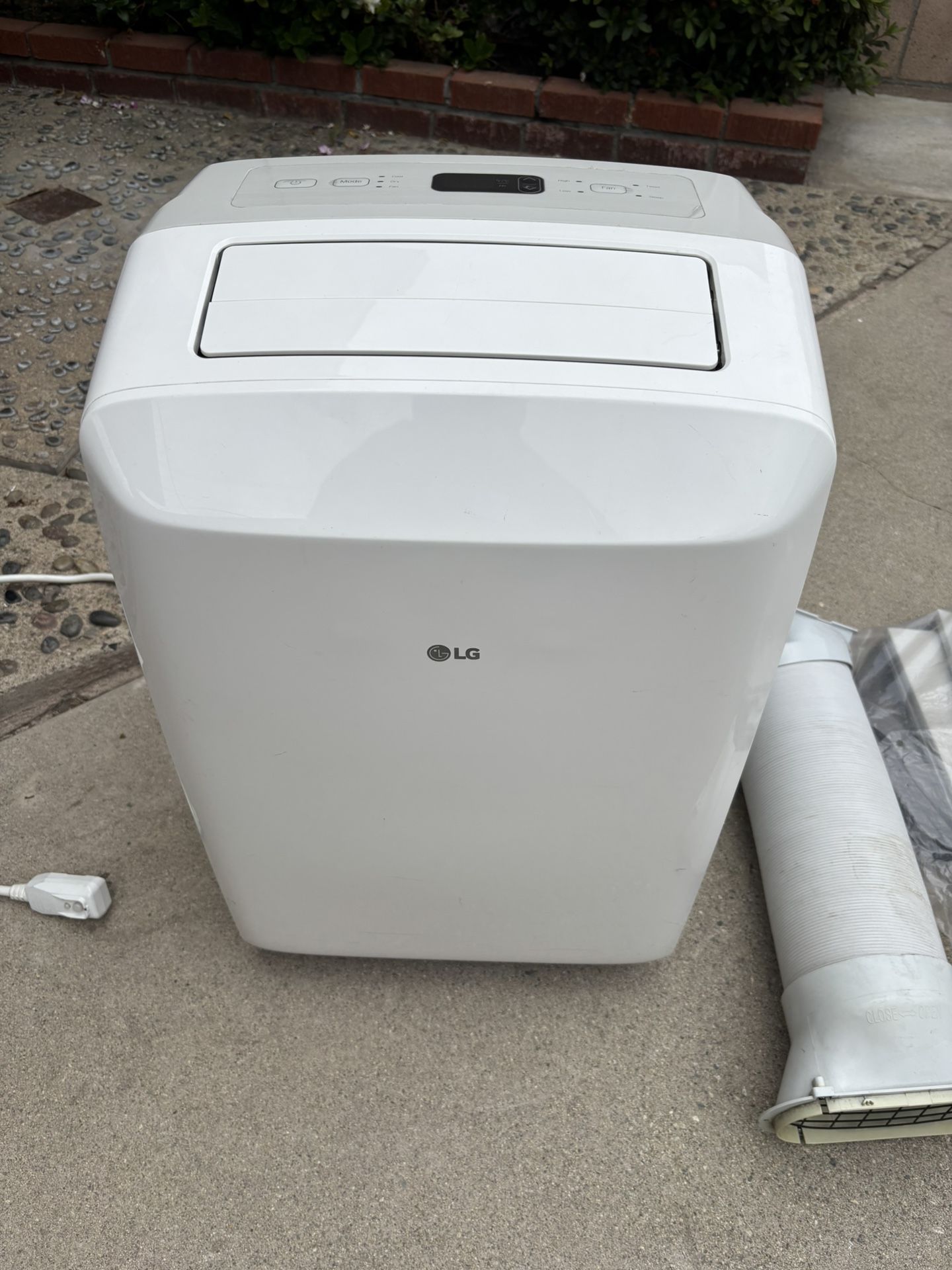 LG Air Conditioner