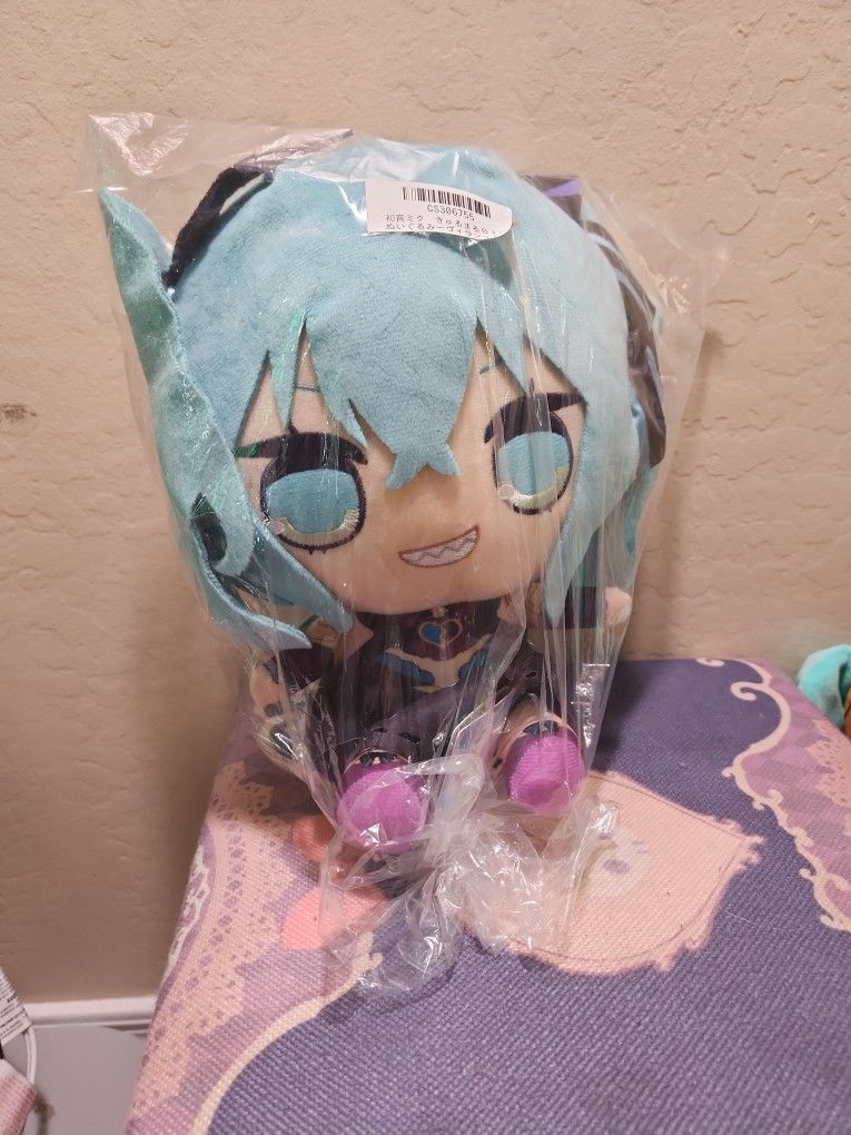 Hatsune Miku Plushie