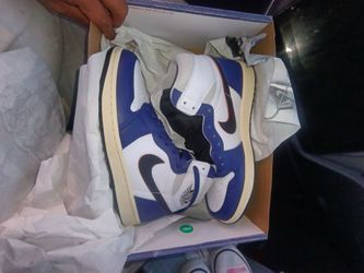 Air Jordan 1 High OG True Blue