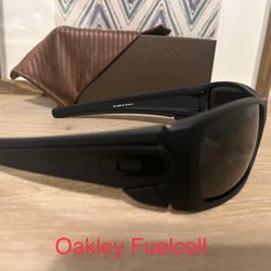 Polarized Oakley Fuelcell Sunglasses New