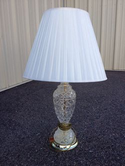 Crystal lamp with shade