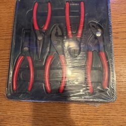 5-piece MAC C.S.T Plier Combo Set