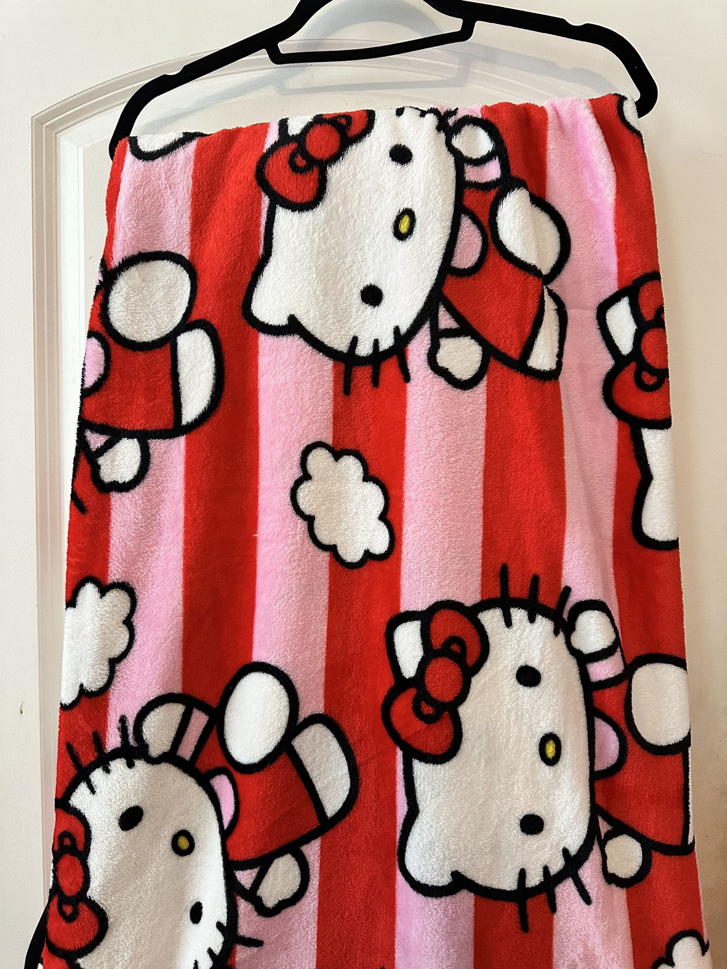 Hello Kitty Cloud Blanket 