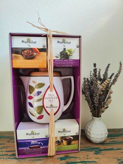 Organic tea gift set with pitcher
