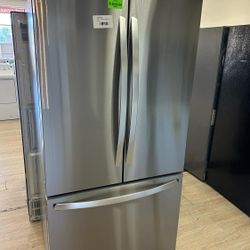 LG LRFLCS 27 cu. ft. Smart Refrigerator CC 