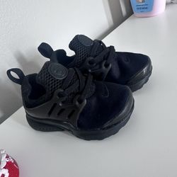 Used Toddler Girl  Shoes 