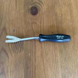 Trim Pad Remover (Snap-On)