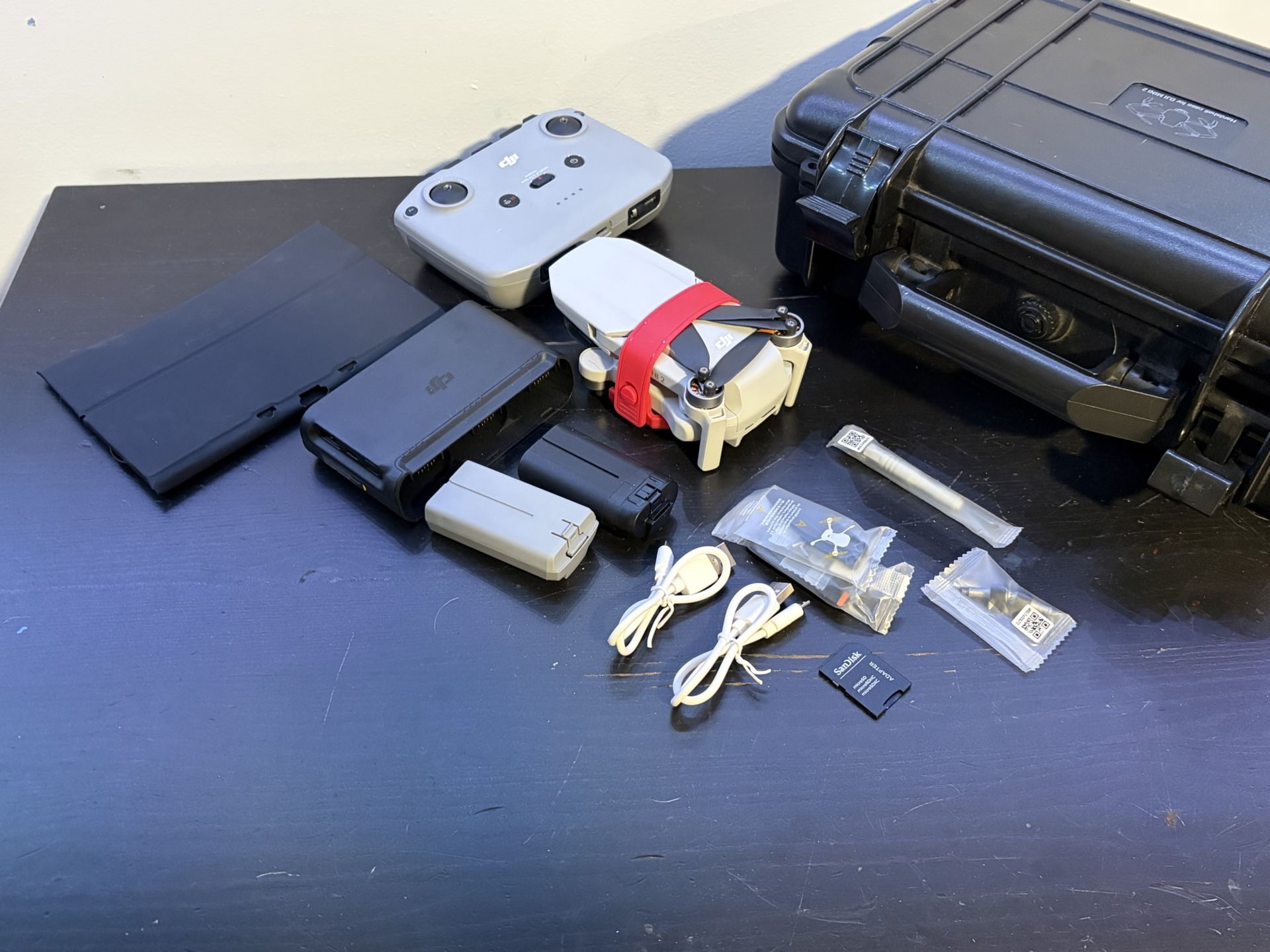 DJI Mini 2 4K Camera Drone, w/case