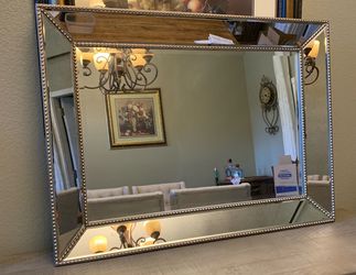 Large Decorative Beveled Wall Mirror – Excellent Condition