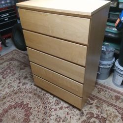 Like New 6 Drawer IKEA Chest 