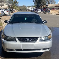 2004 Ford Mustang