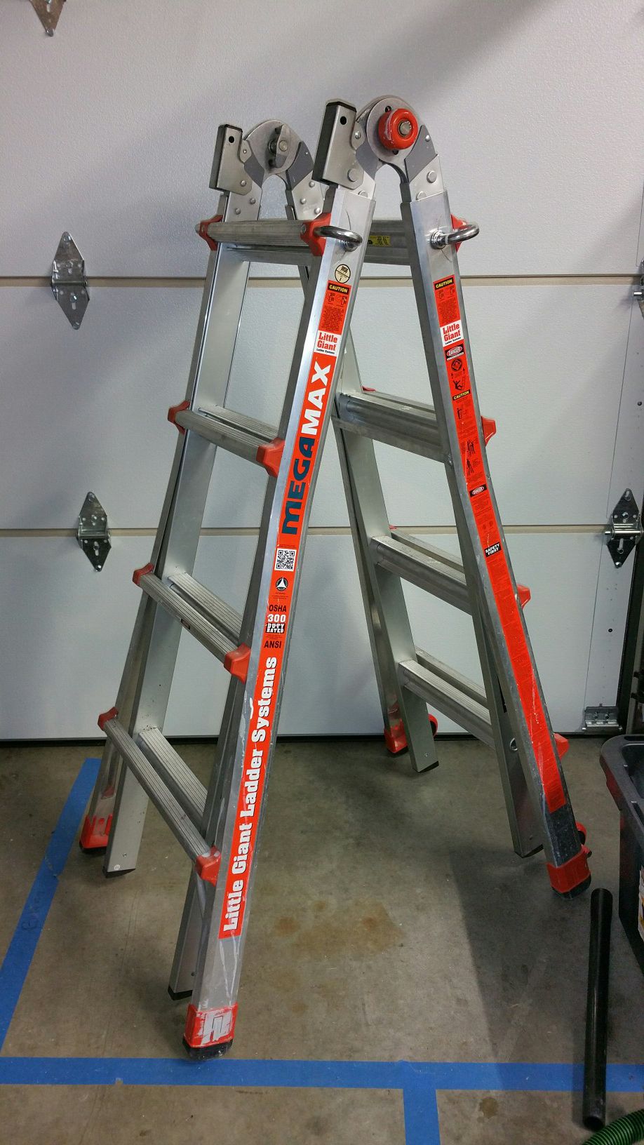 Little Giant Ladder - MegaMax 17
