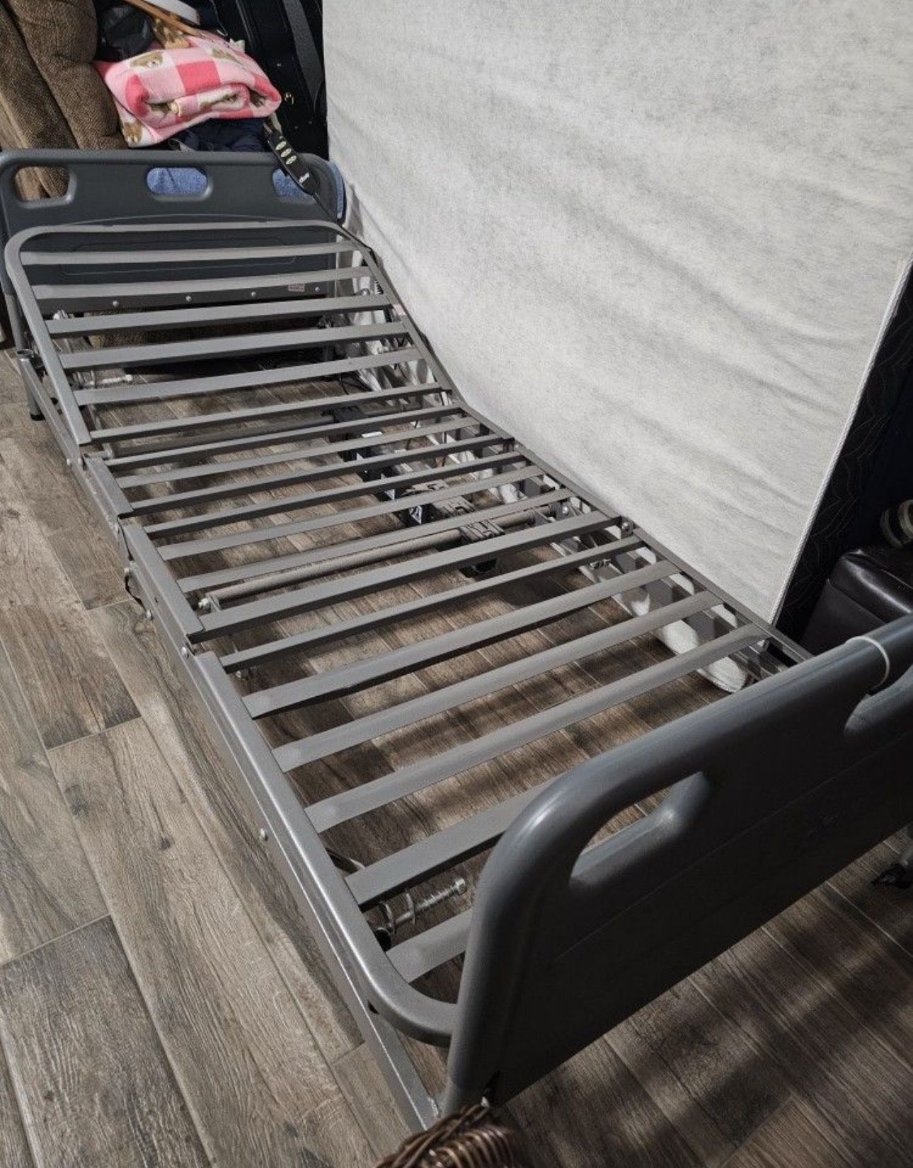 Full Electric Hospital Bed for Home Use 