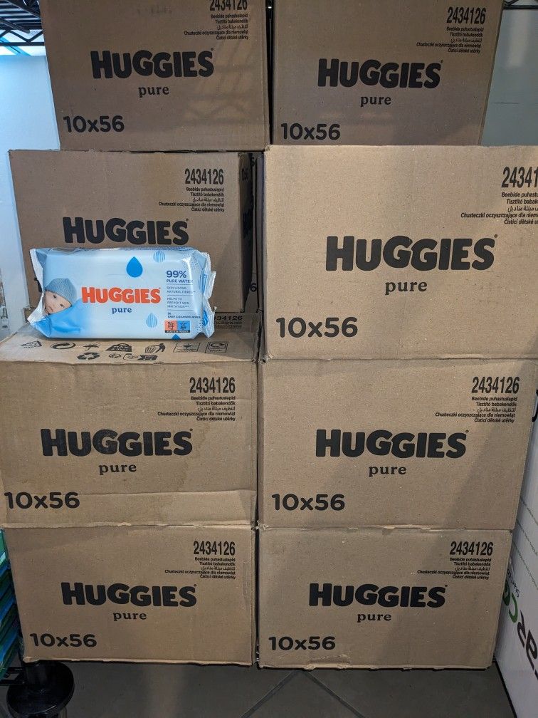 Boxes of Wipes 560 Count Huggies Pure